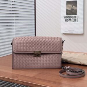 Bv Women Pre-Loved Bag Very Good Condition